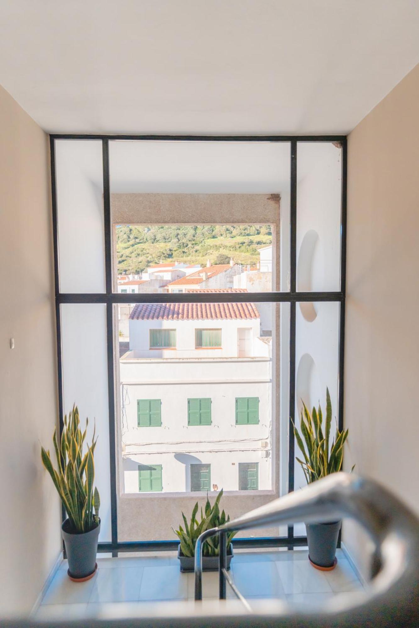 Apartamentos Loar Ferreries Exterior photo